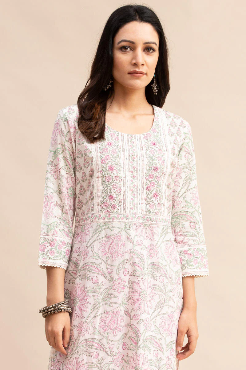 Roz Meher Nida Kurta