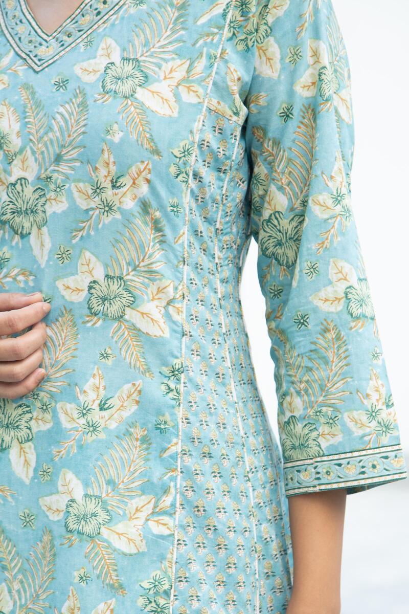 Roz Meher Nilofar Kurta - Image 4