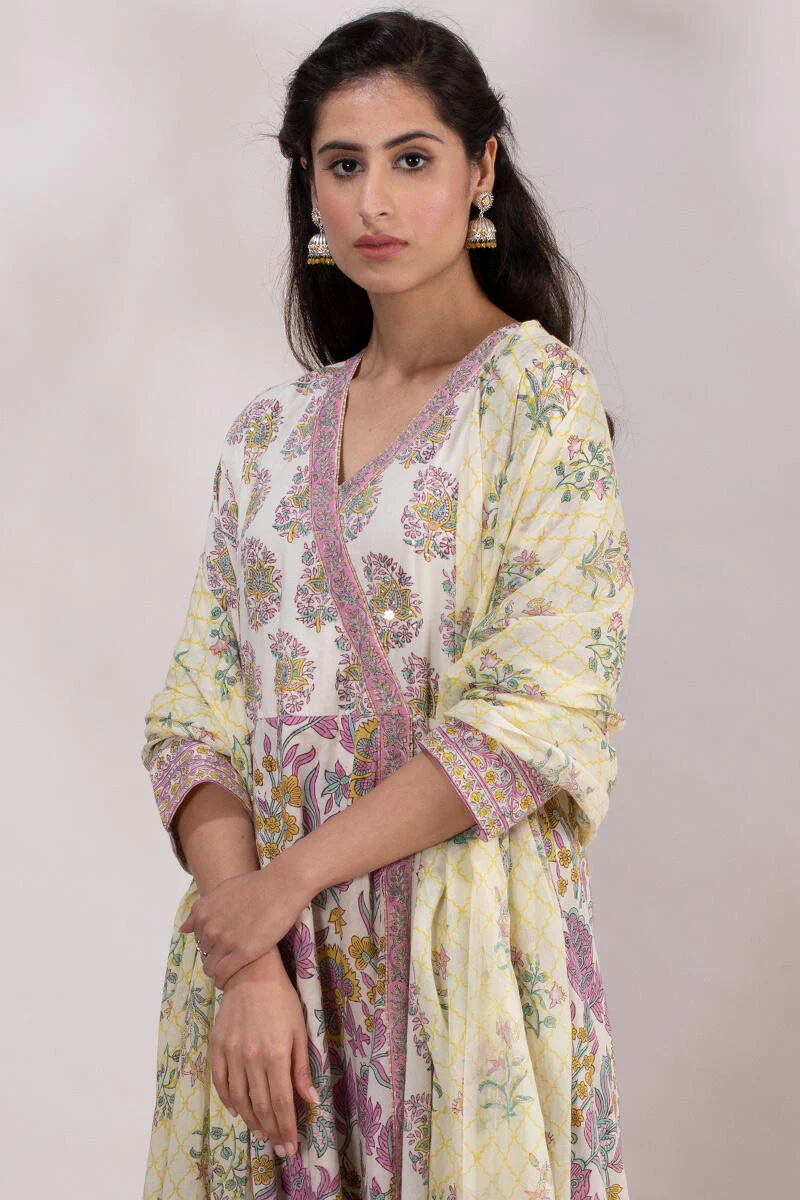 Roz Meher Raima Kurta - Image 2