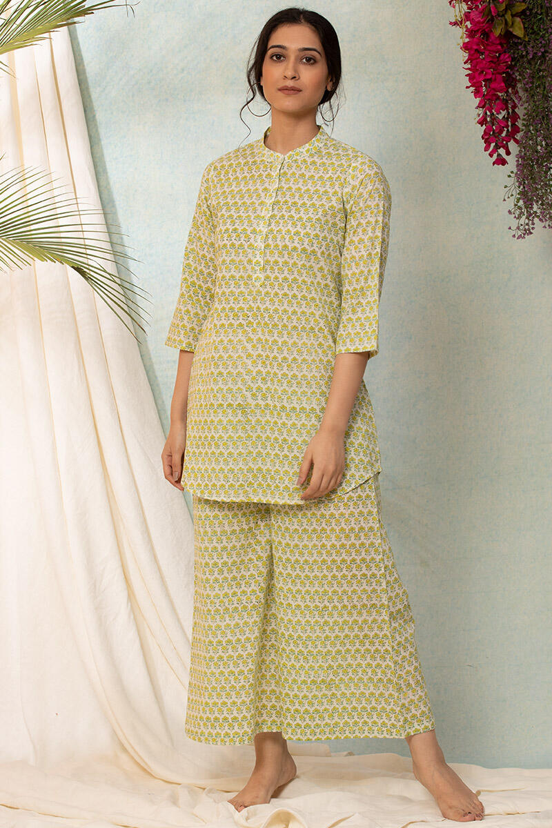 Roz Meher Zeenat Pyjama Set - Image 2