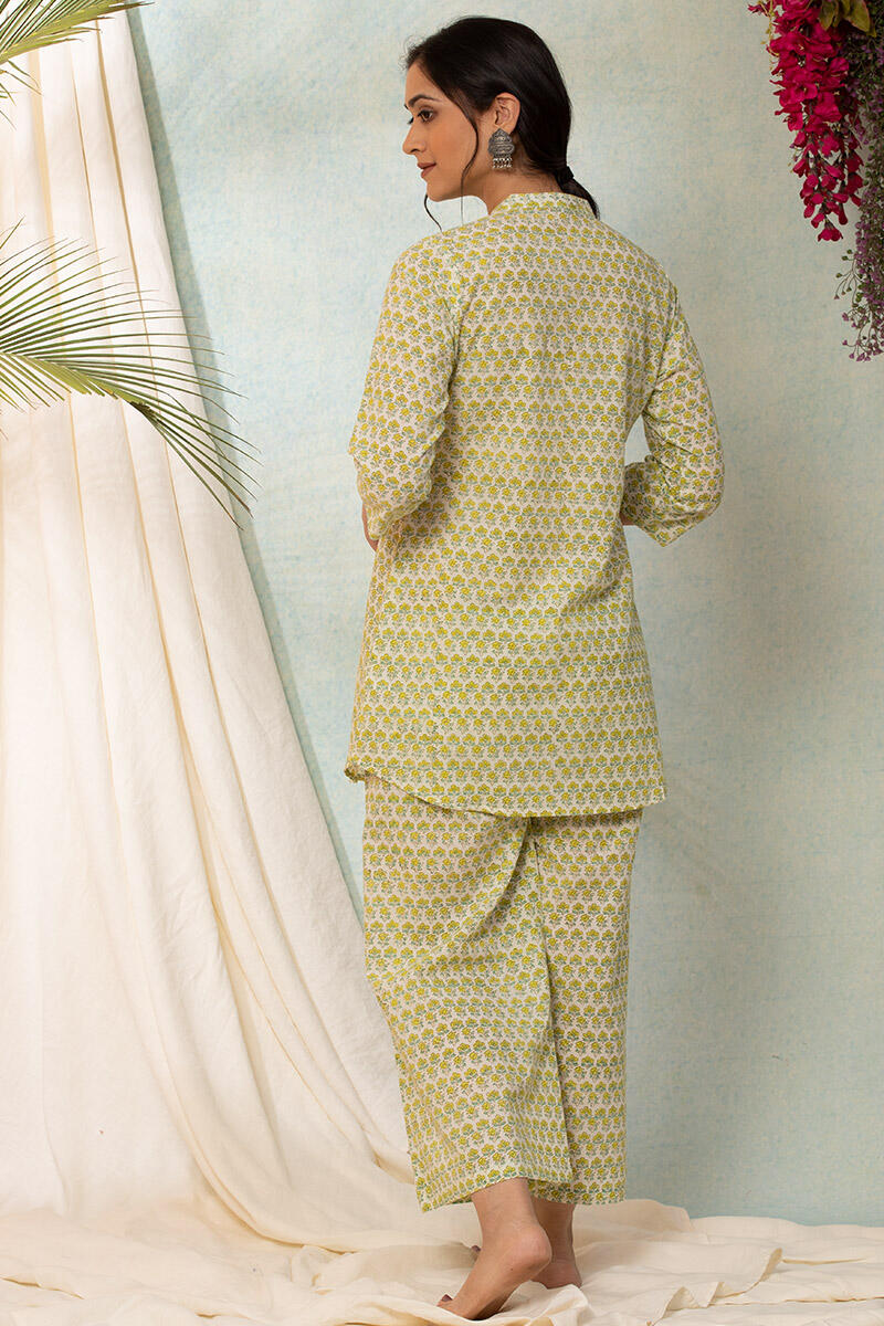Roz Meher Zeenat Pyjama Set - Image 5