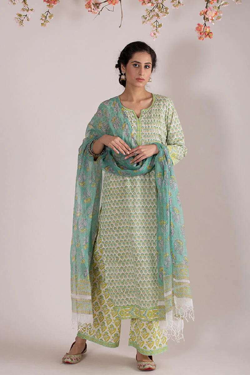 Roz Meher Zoya Farsi - Image 6