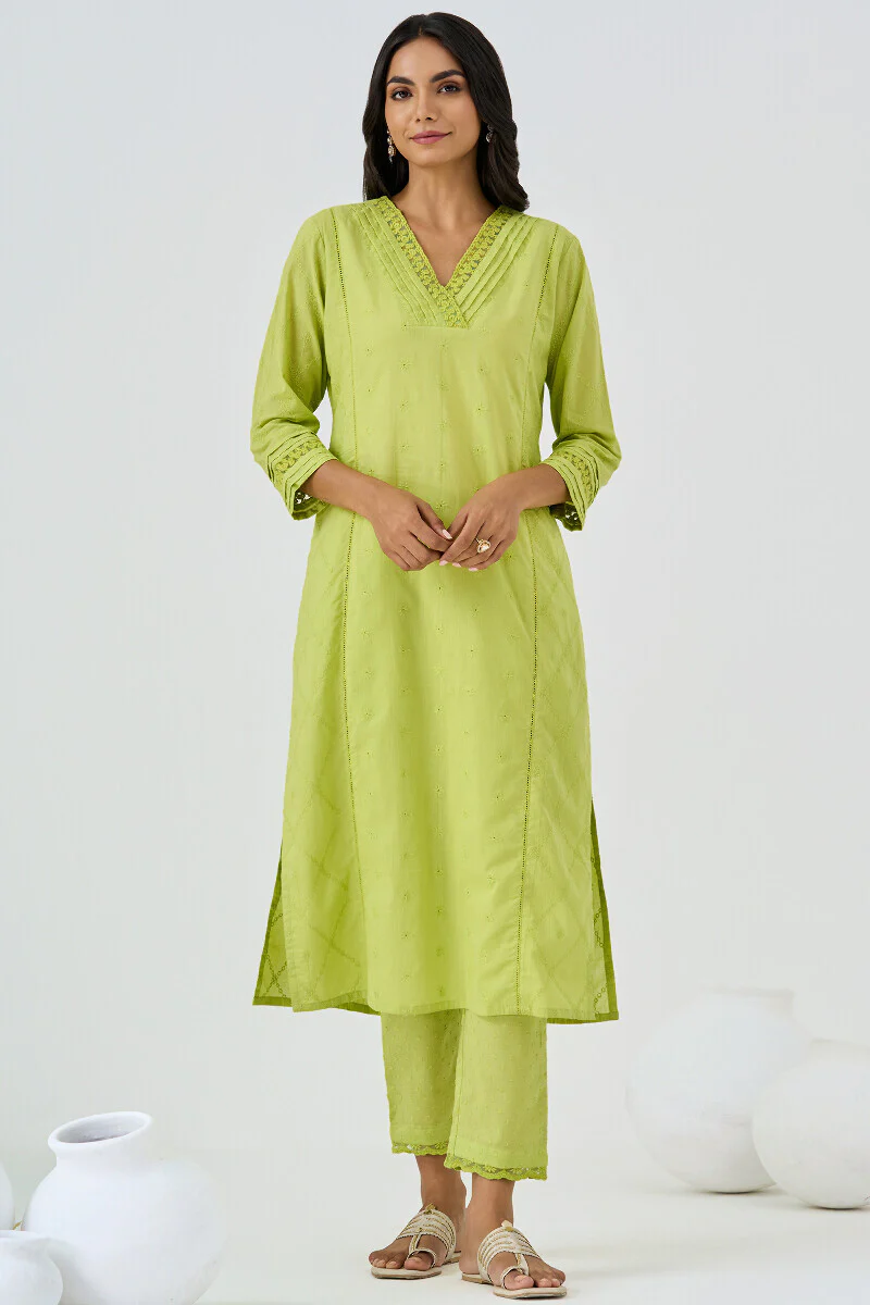 Roza Aafiyah Green Schiffli Kurta - Image 2