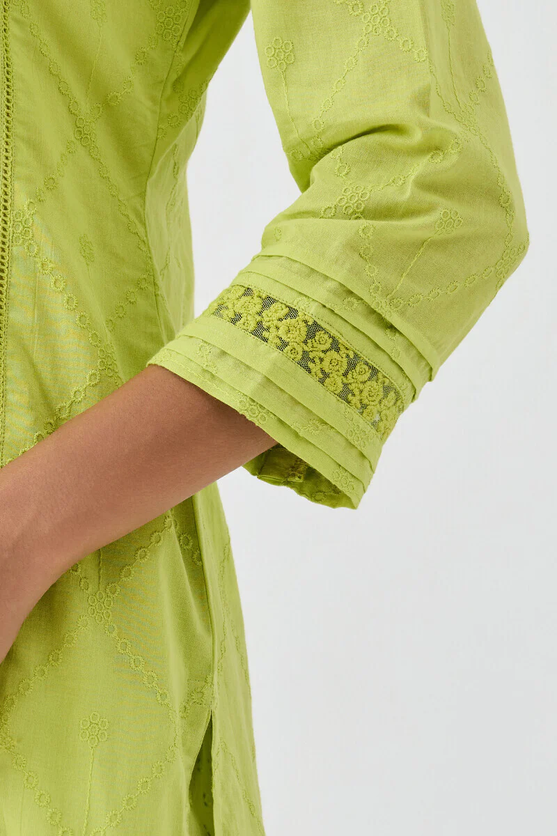 Roza Aafiyah Green Schiffli Kurta - Image 6