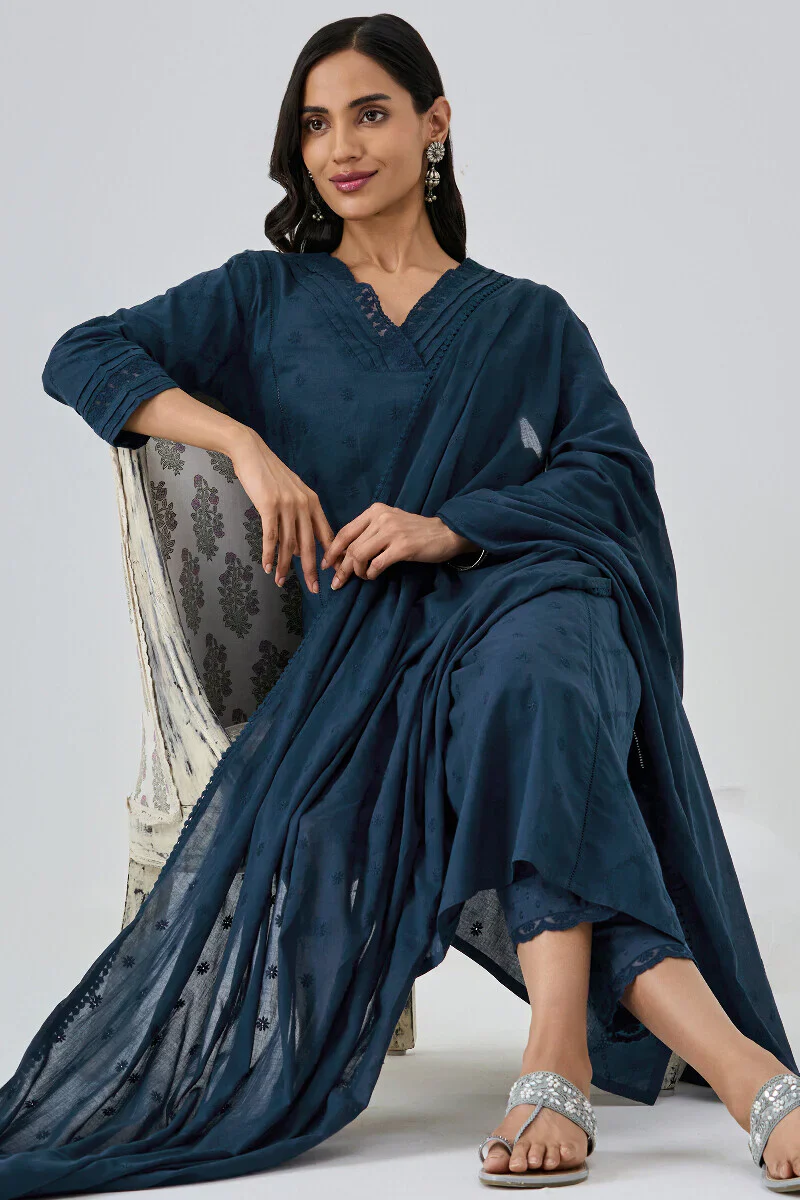 Surplus: Roza Aafiyah Navy Blue Kurta - Image 7