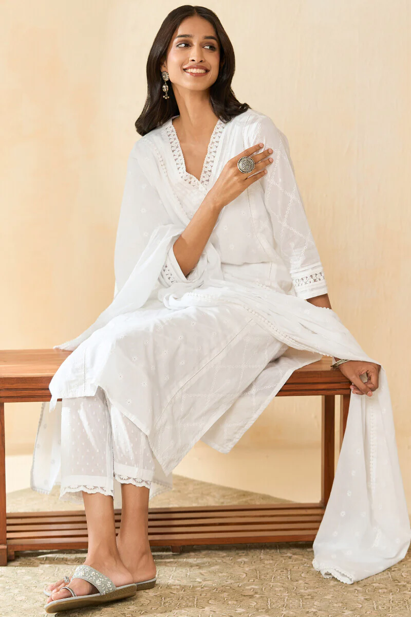 Roza Aafiyah White Schiffli Kurta - Image 7