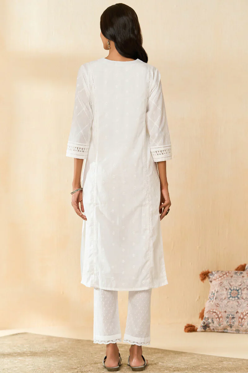 Surplus: Roza Aafiyah White Schiffli Kurta - Image 8