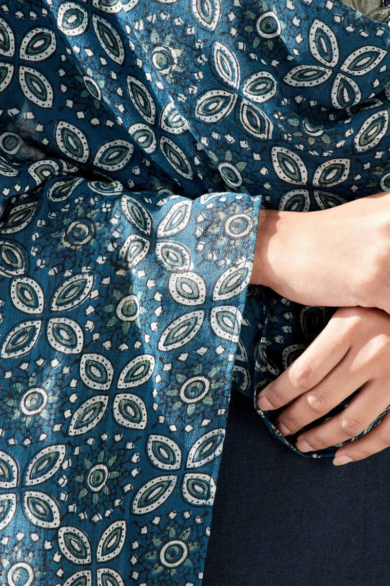 Roza Aarya Ajrak Dupatta - Image 4
