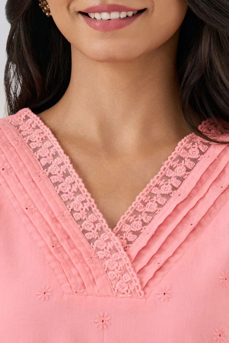 Surplus: Roza Aliza Pink Schiffli Kurta - Image 4