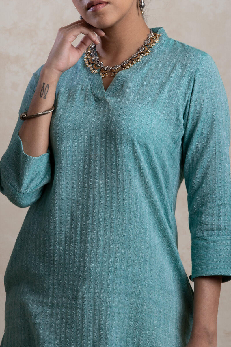 Roza Handloom Turquoise Kurta - Image 5