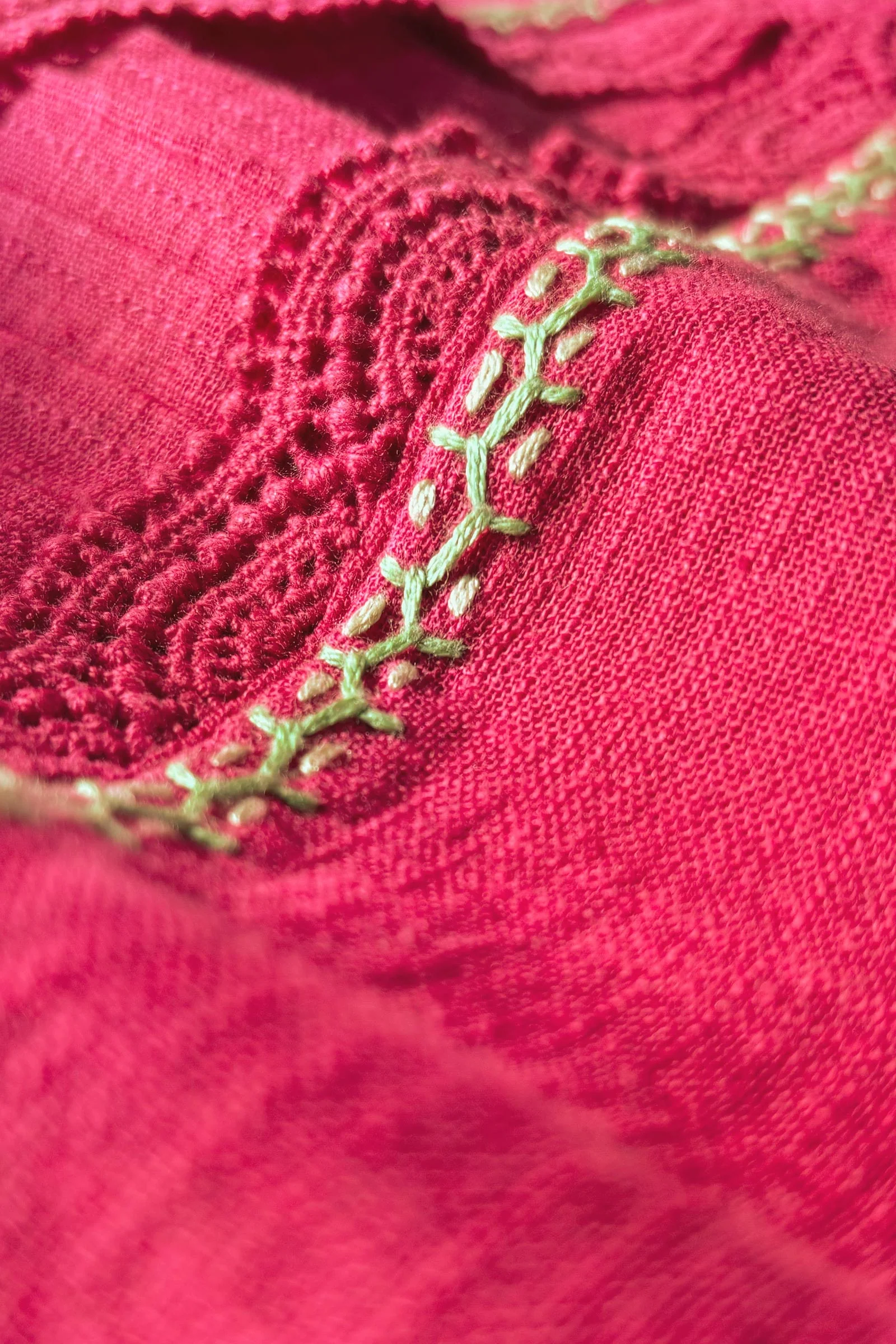 Roza Mira Fuchsia Kurta - Image 3