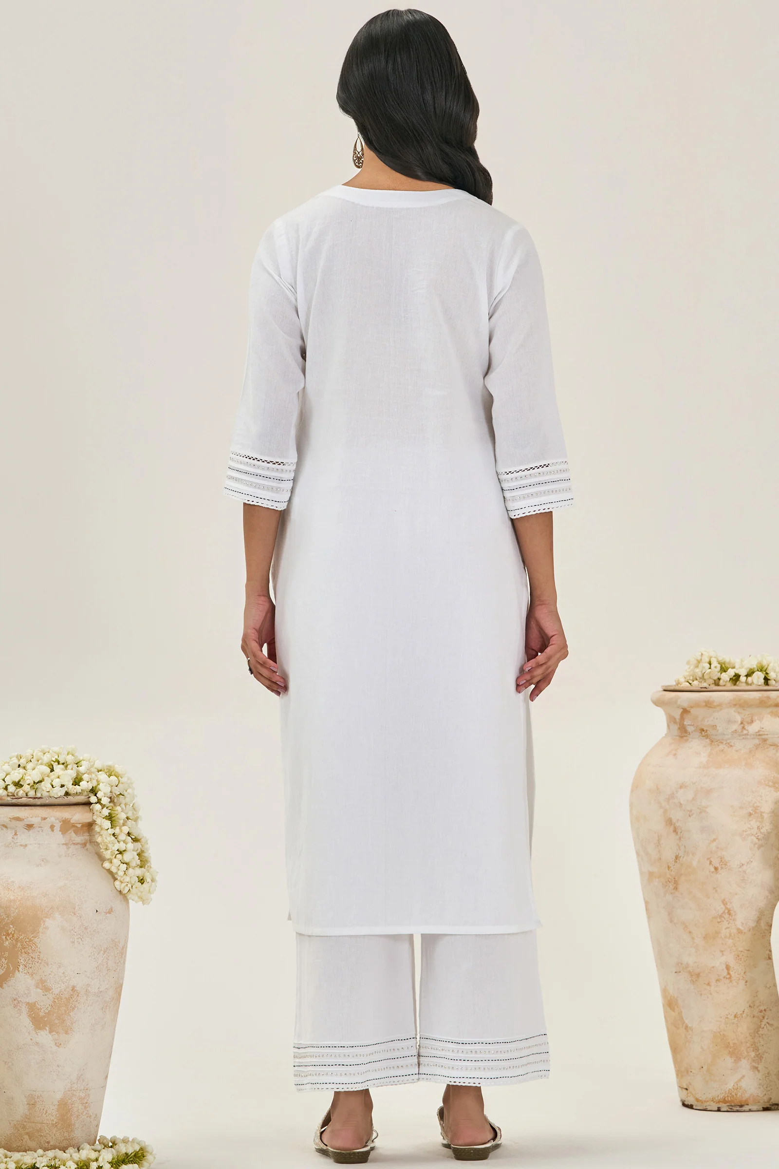 Roza Mumtaz White Kurta - Image 6
