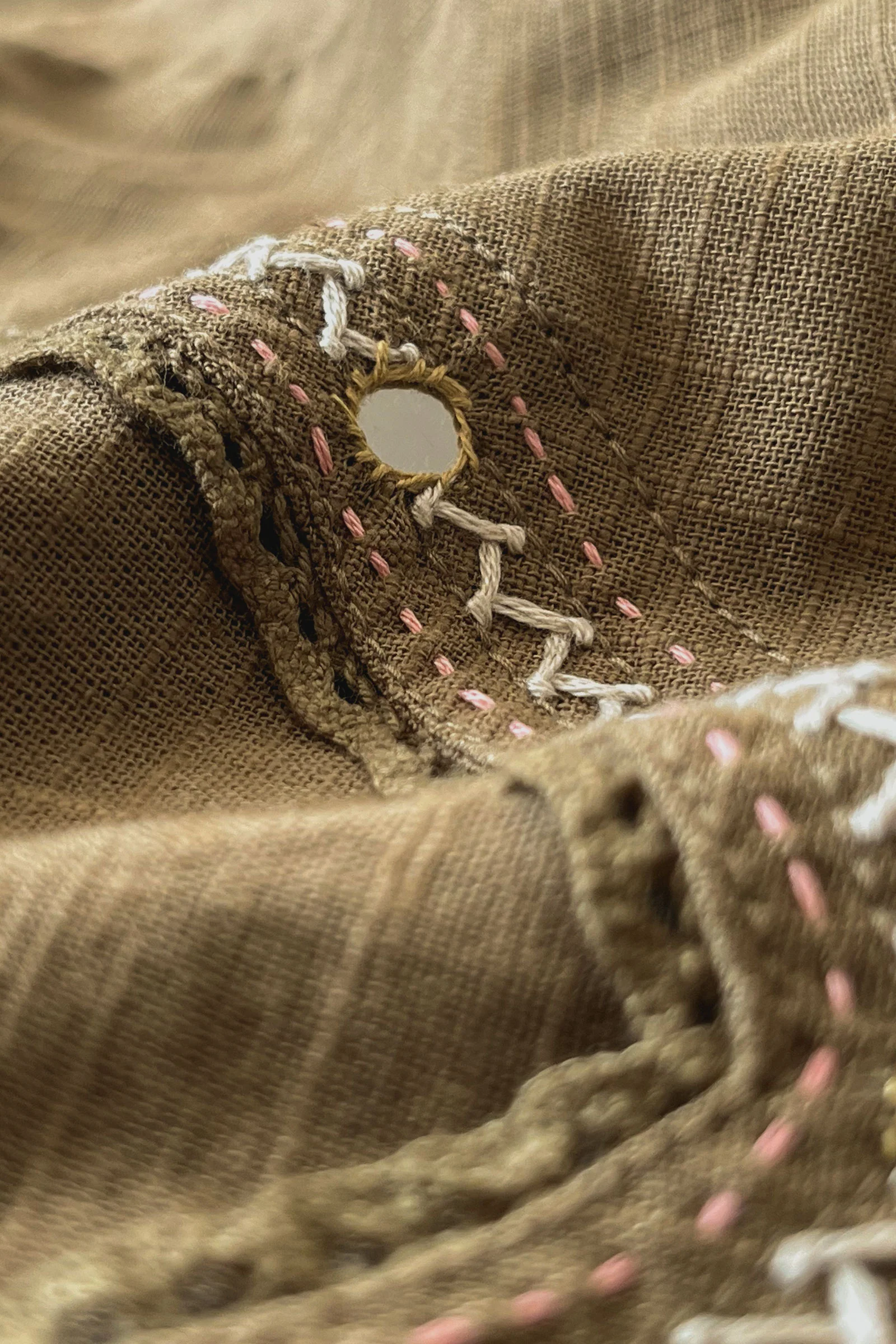 Roza Naaz Olive Green Kurta - Image 3