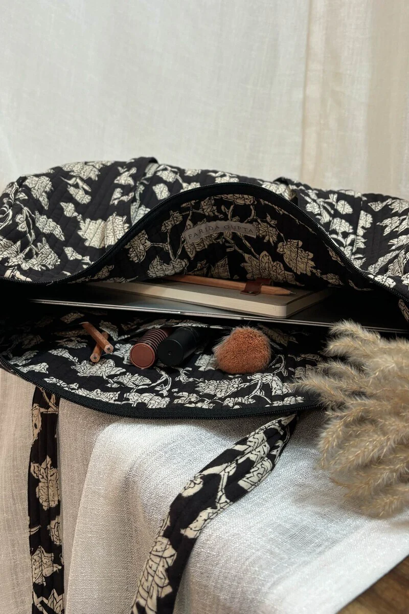 Roza Nadira Holdall Bag - Image 5