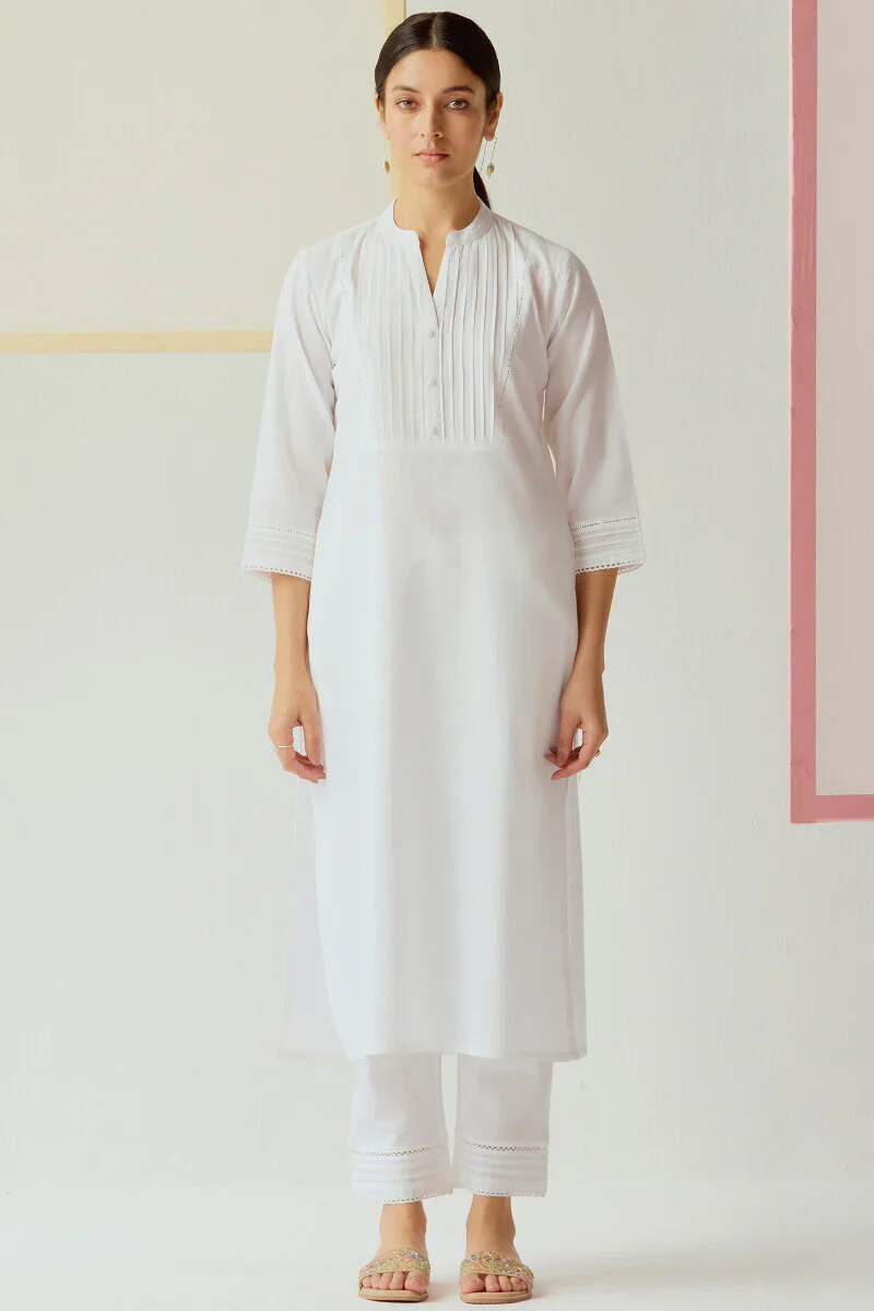 Surplus: Roza Nida White Kurta - Image 3
