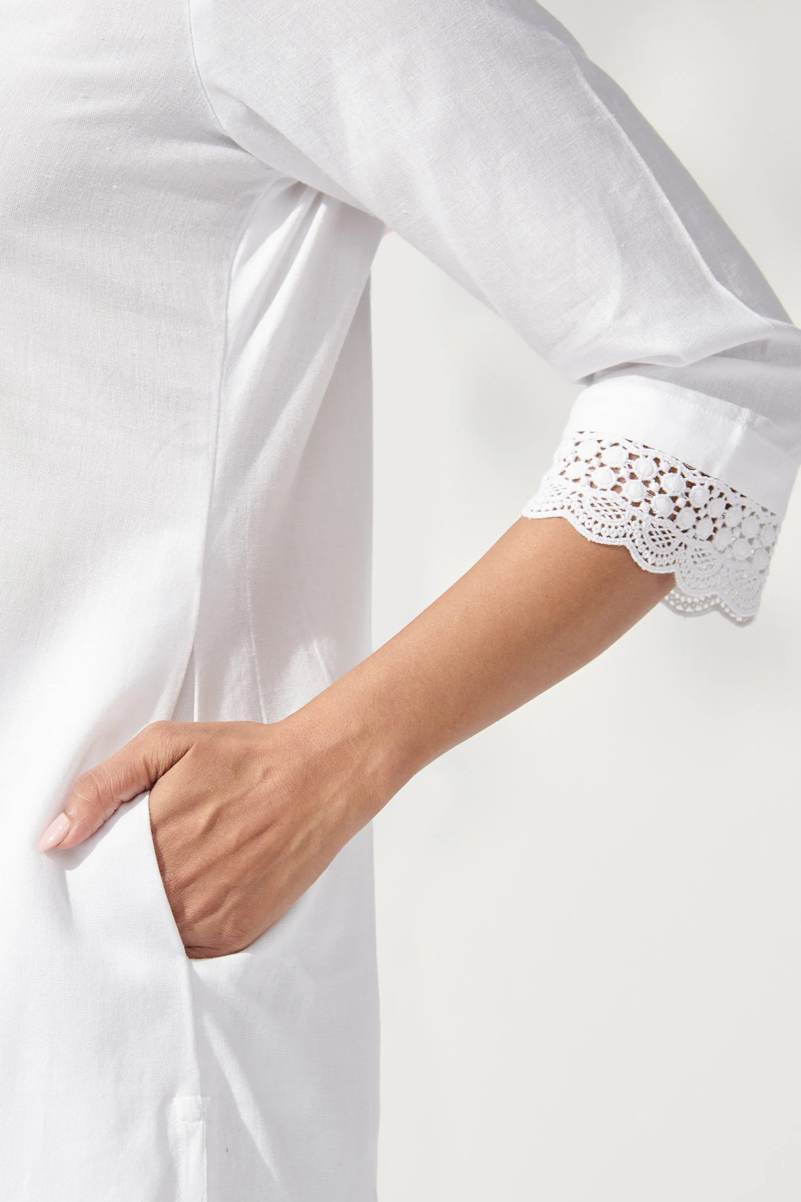 Roza Rahima White Kurta - Image 5