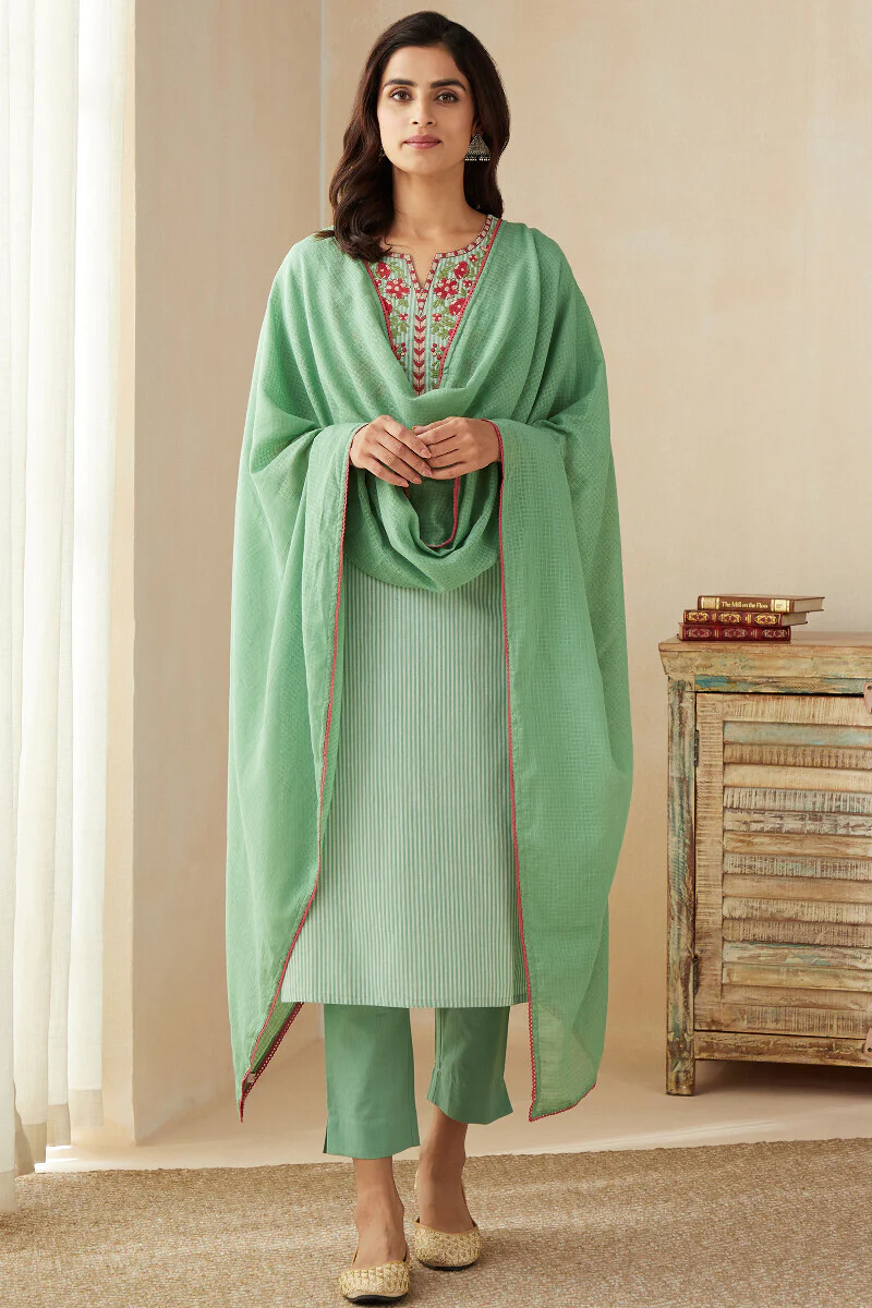 Roza Rehmat Kurta - Image 4