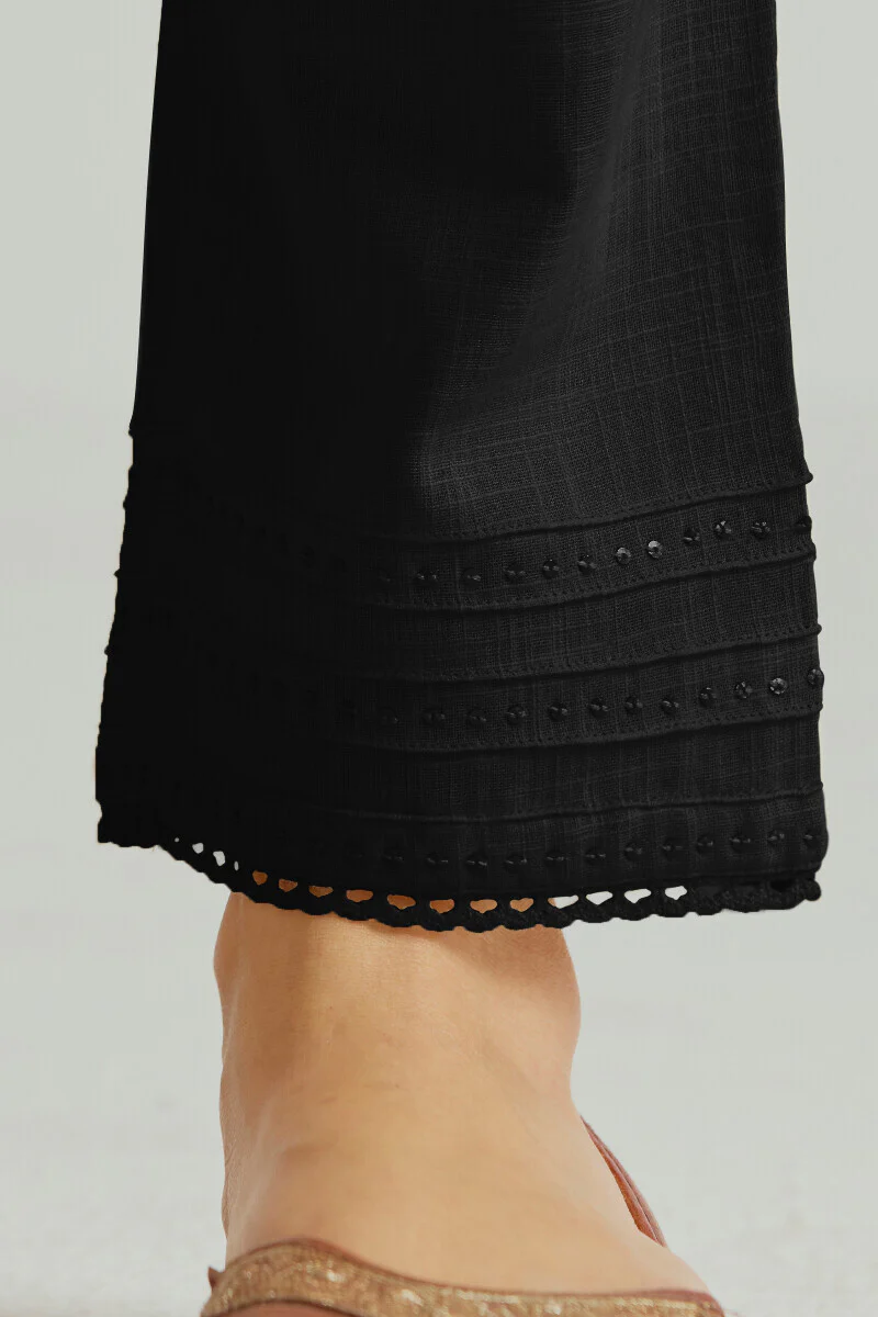 Roza Saaima Black Narrow Pants - Image 2
