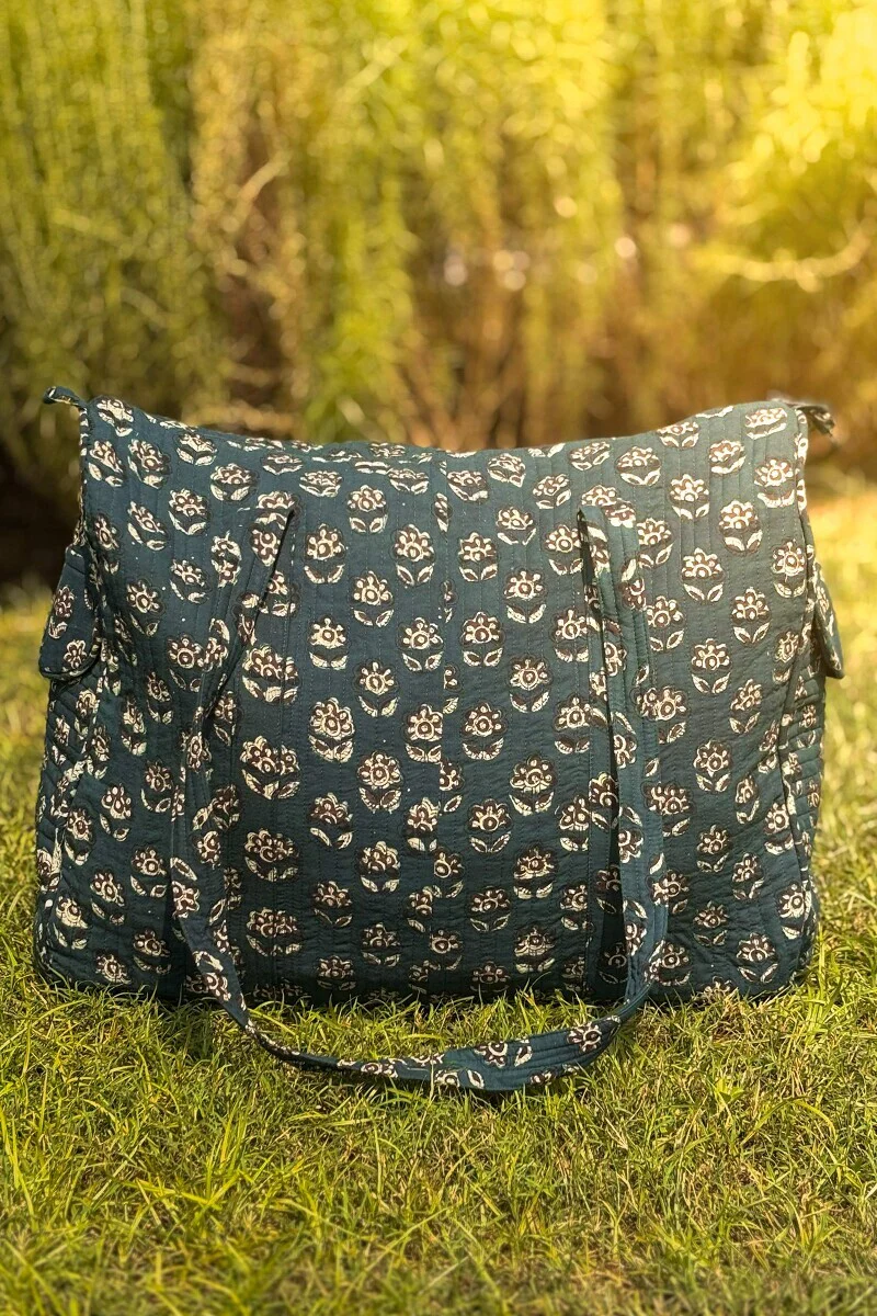 Roza Sabeen Holdall Bag - Image 3