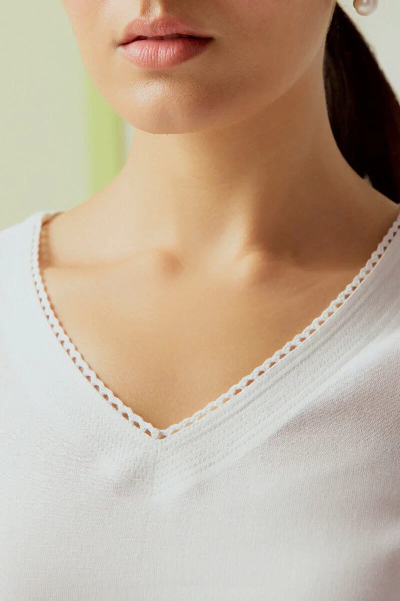 Surplus: Roza Sahira White Kurta - Image 3