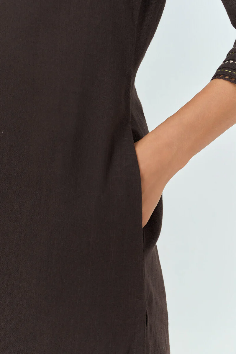 Roza Seerat Black Kurta - Image 5