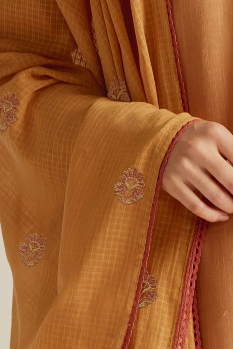 Surplus: Roza Seerat Mustard Dupatta - Image 4