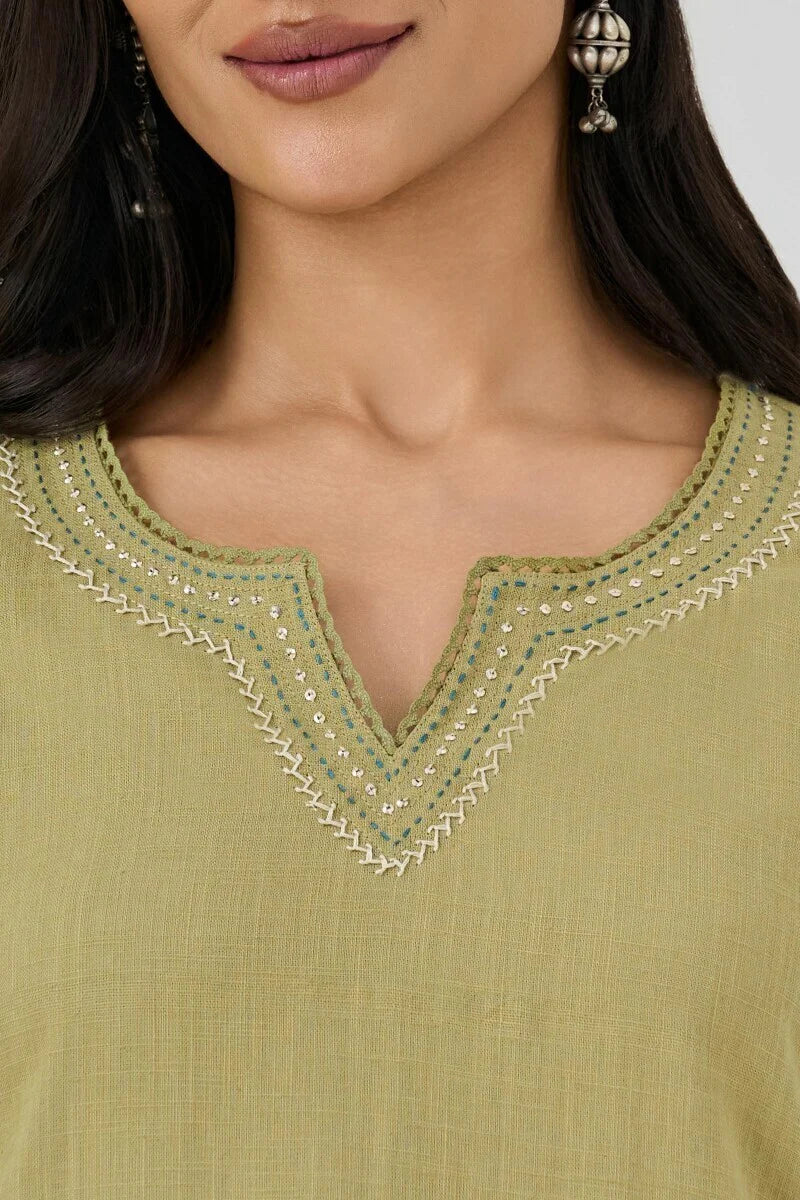 Surplus: Roza Seerat Sage Green Kurta - Image 4