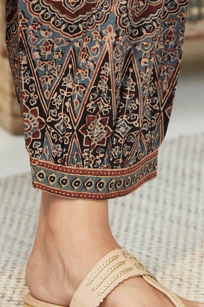 Roza Seher Ajrak Izhaar Pants - Image 2