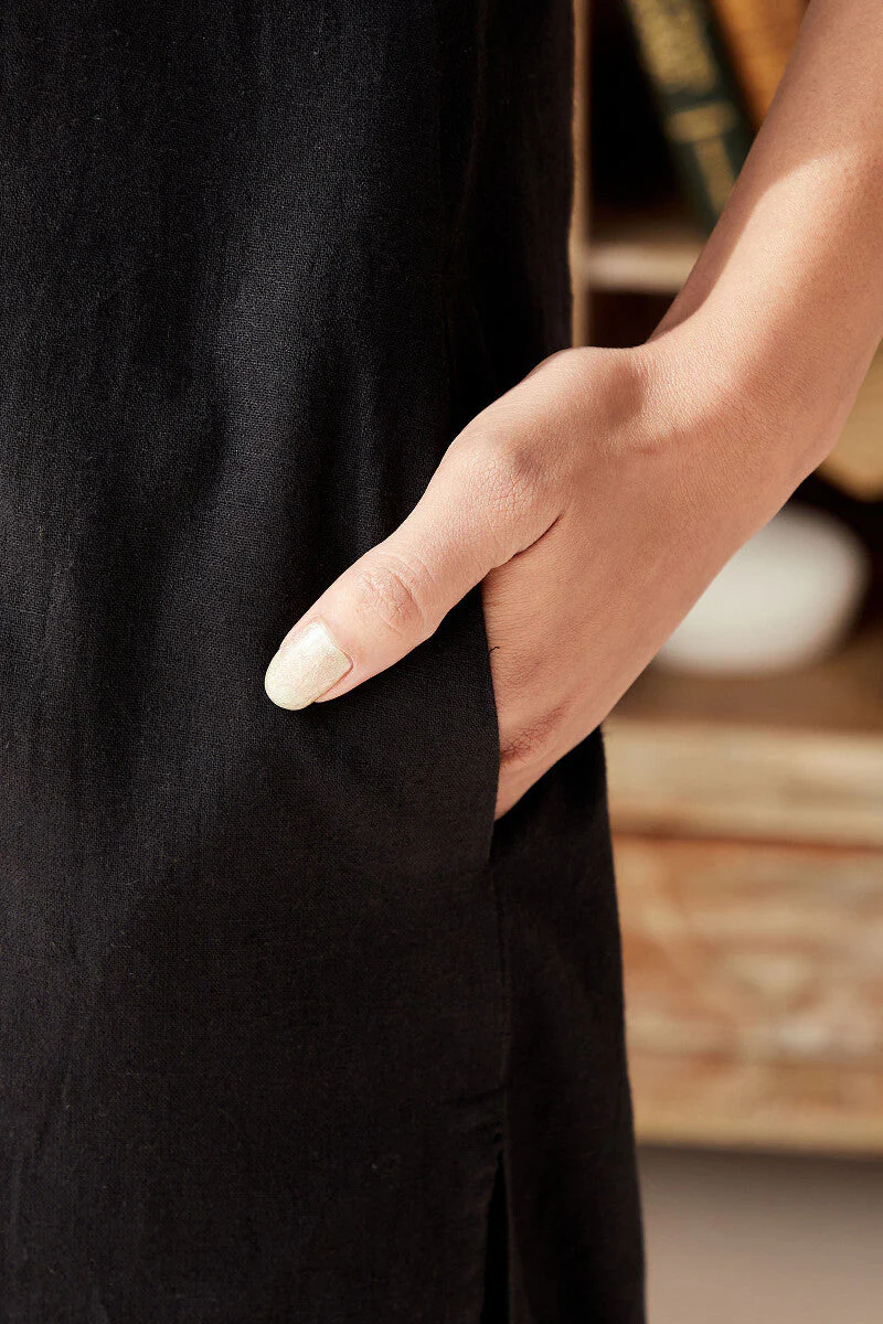 Roza Seher Black Kurta - Image 8