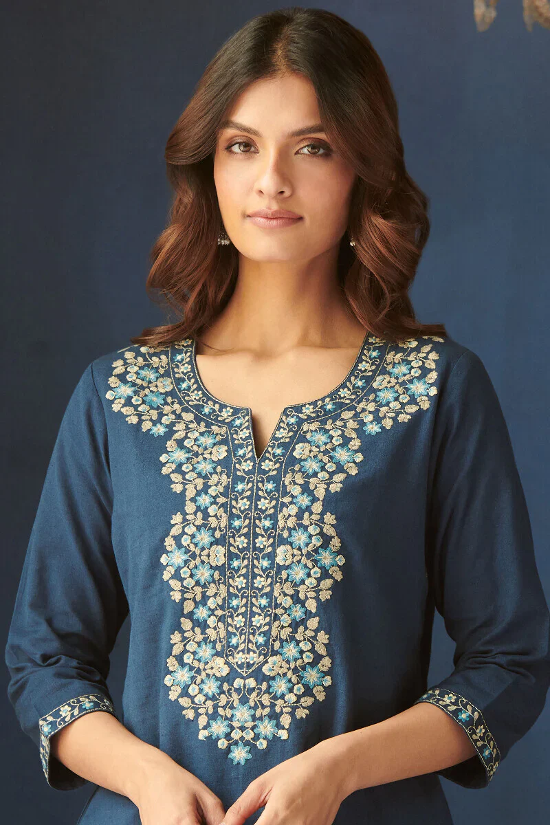 Surplus: Roza Seher Kurta