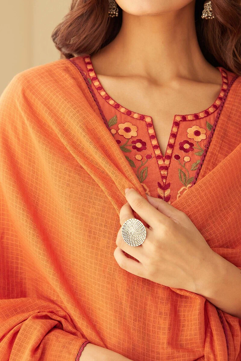 Roza Siya Dupatta - Image 2