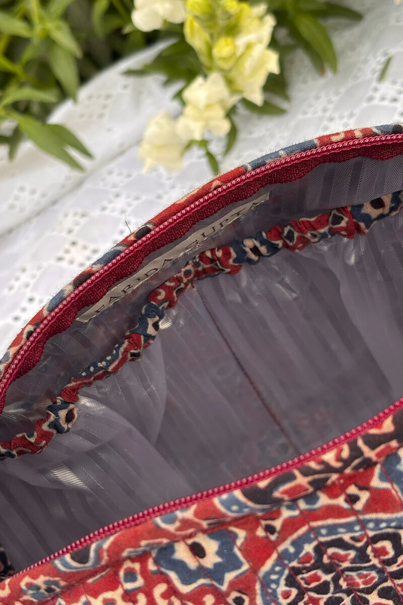 Roza Suhana Vanity Pouch - Image 4