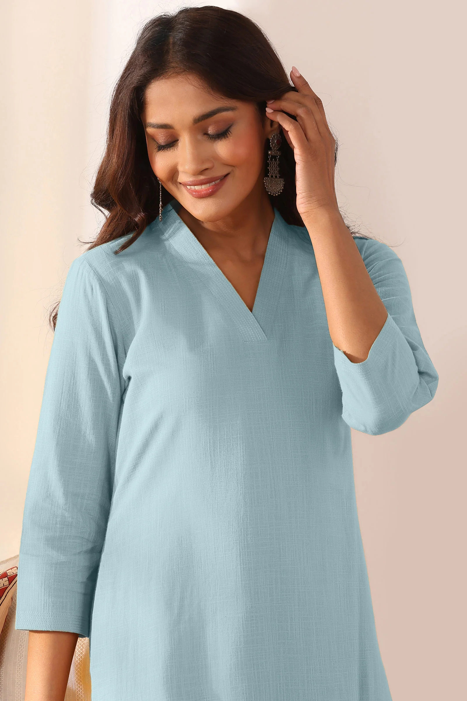 Surplus: Roza Zehna Blue Kurta