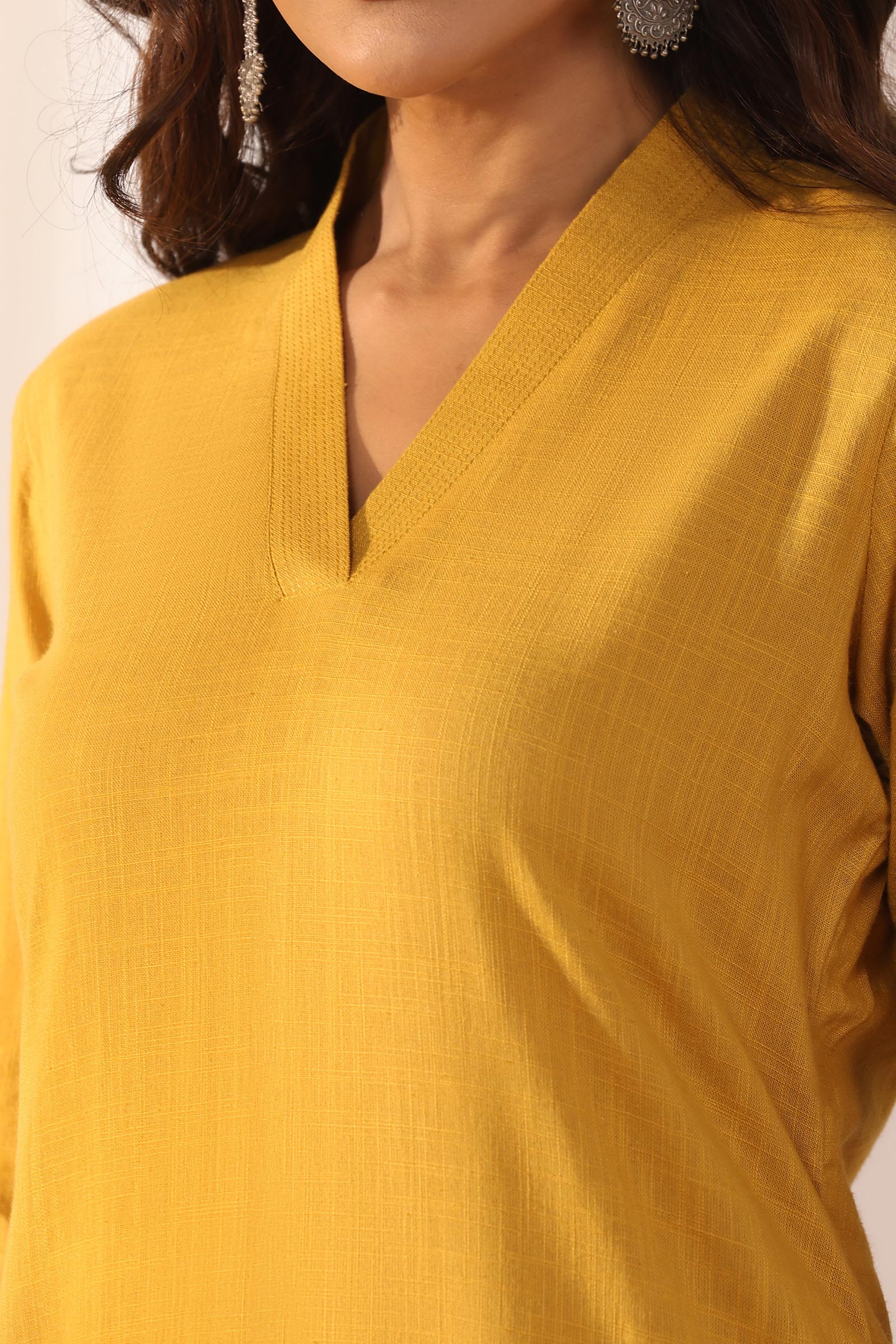 Surplus: Roza Zoya Mustard Kurta - Image 4