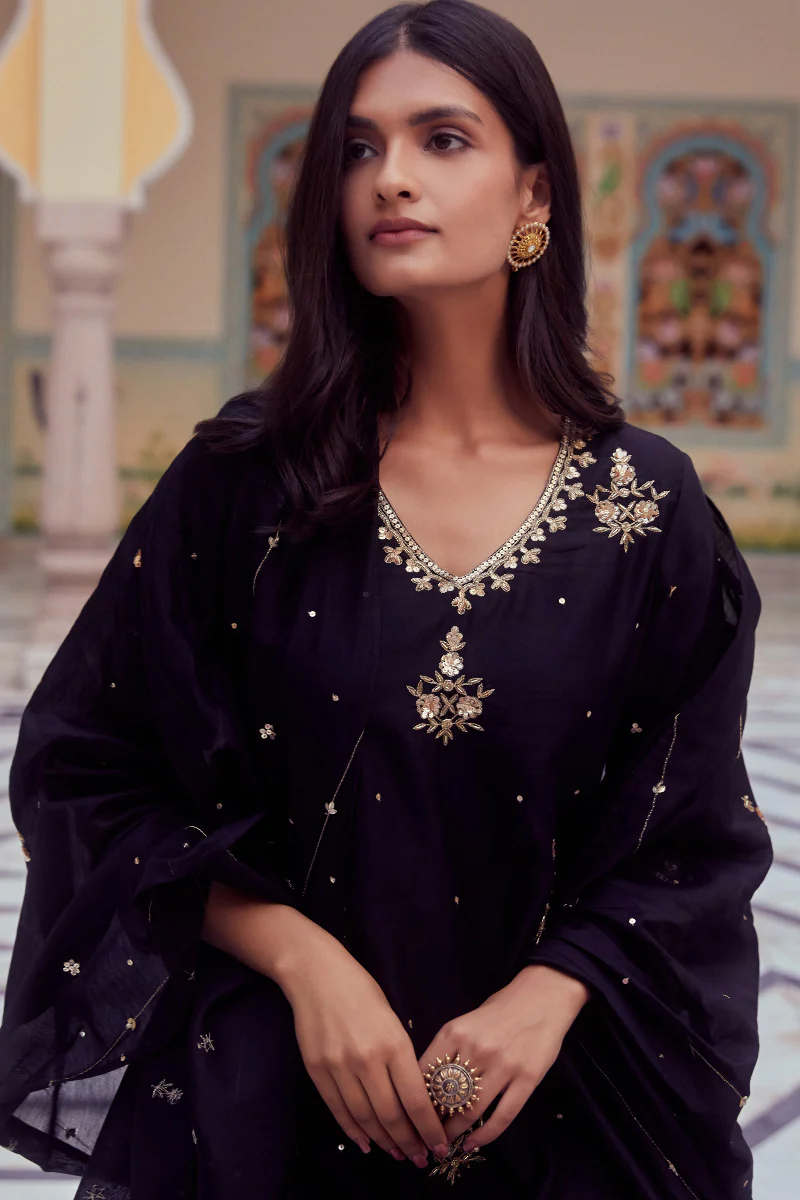 Sanaa Zainab Cotton Silk Dupatta - Image 5