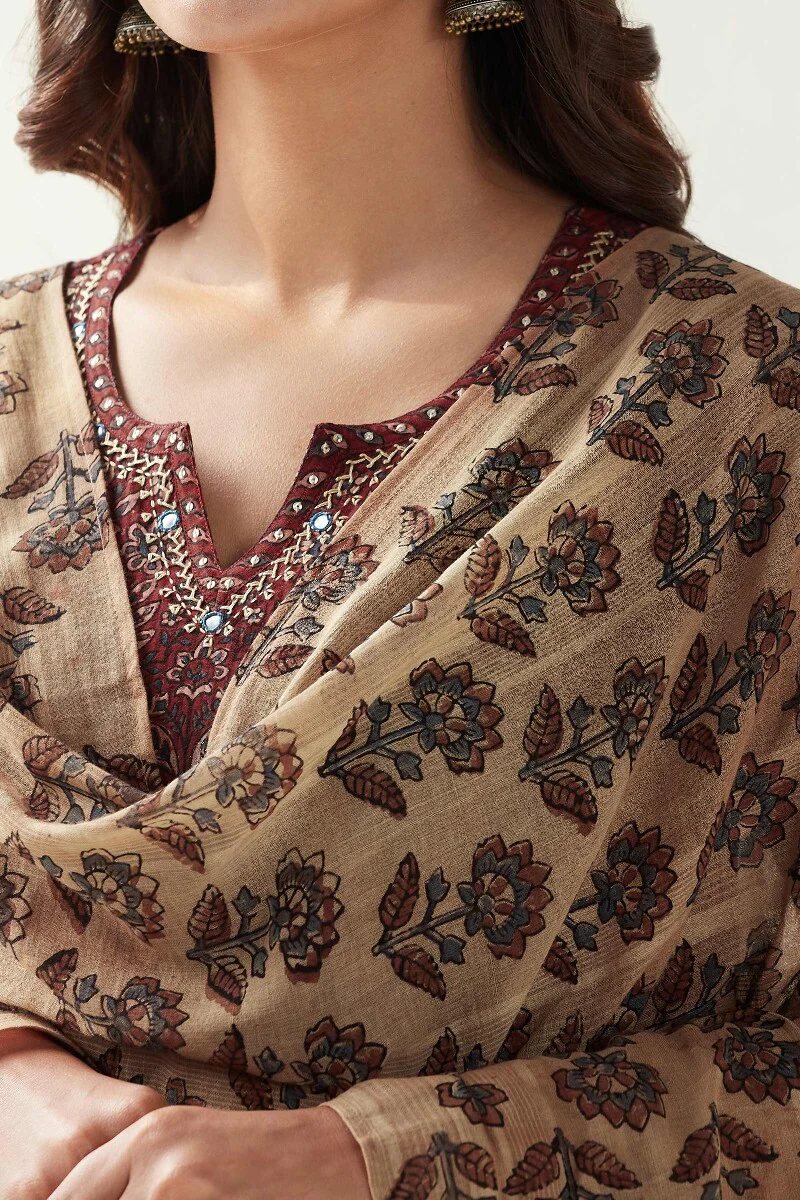 Sehra Aisha Ajrak Cotton Dobby Dupatta - Image 2