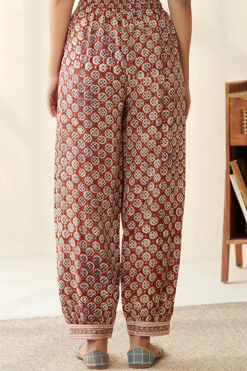 Sehra Darya Bagru Izhaar Pants - Image 4