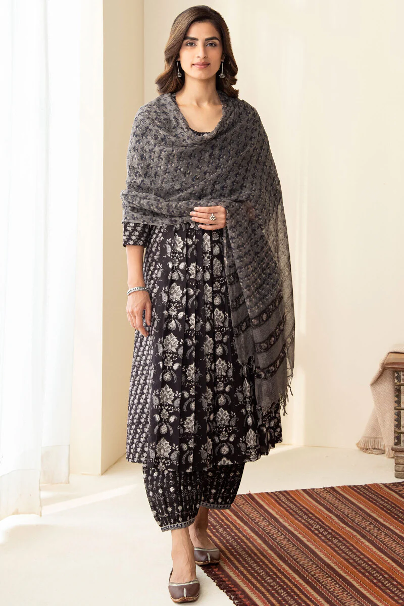 Sehra Farhat Bagru Kurta - Image 4