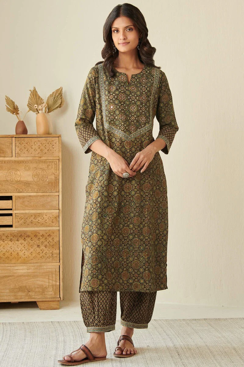 Sehra Fizah Ajrak Kurta - Image 2