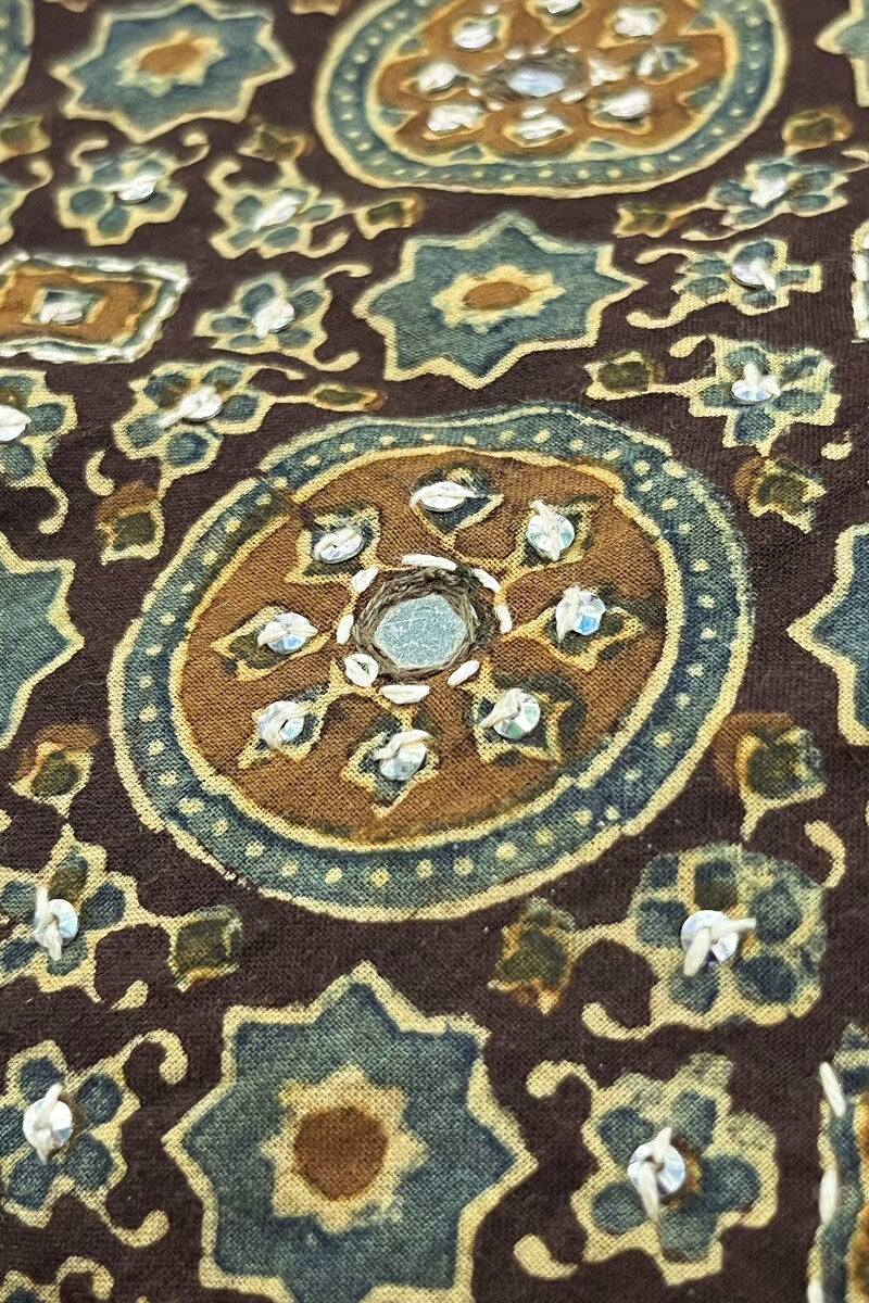 Sehra Fizah Ajrak Kurta - Image 6