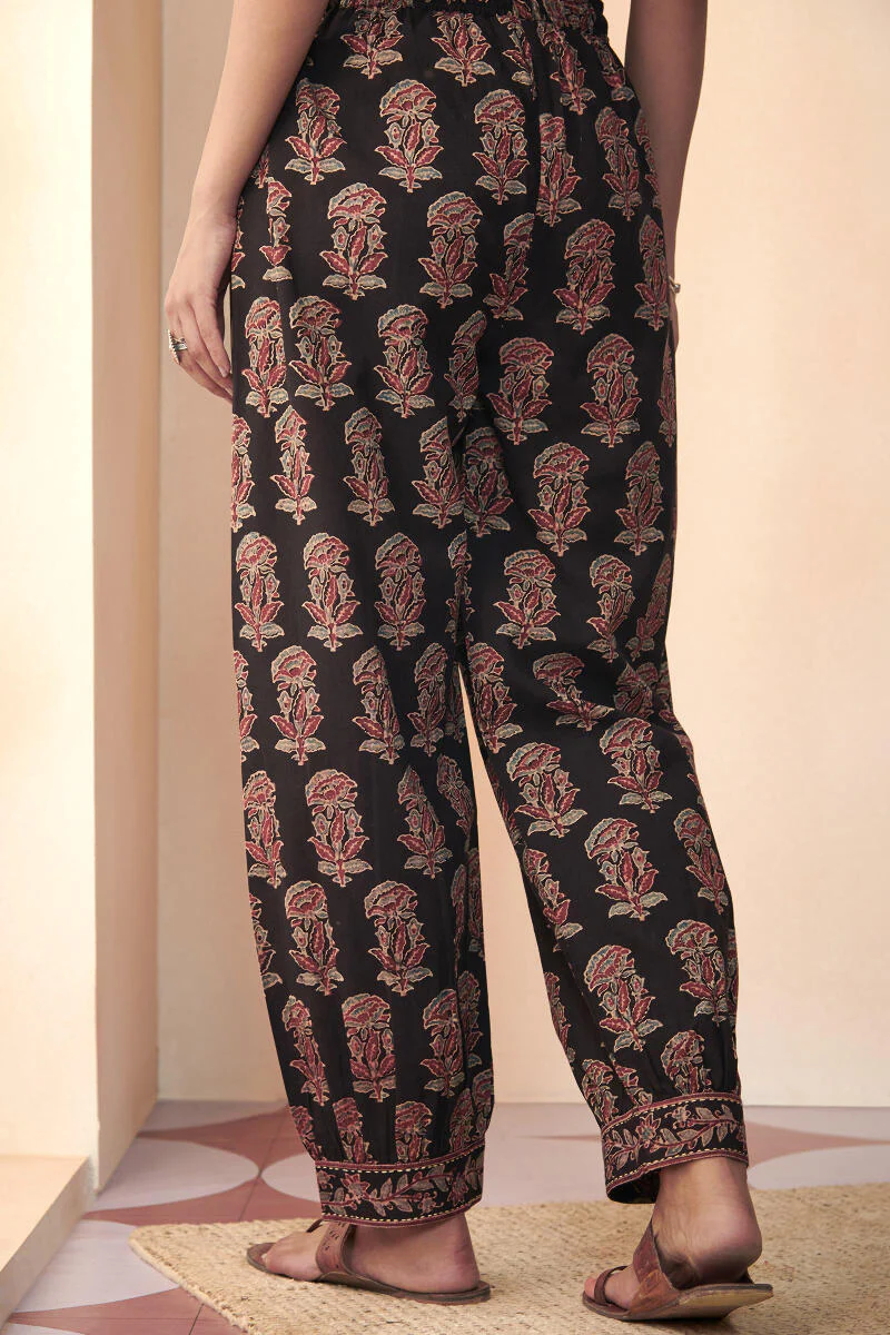 Sehra Gauhar Ajrak Izhaar Pants - Image 4