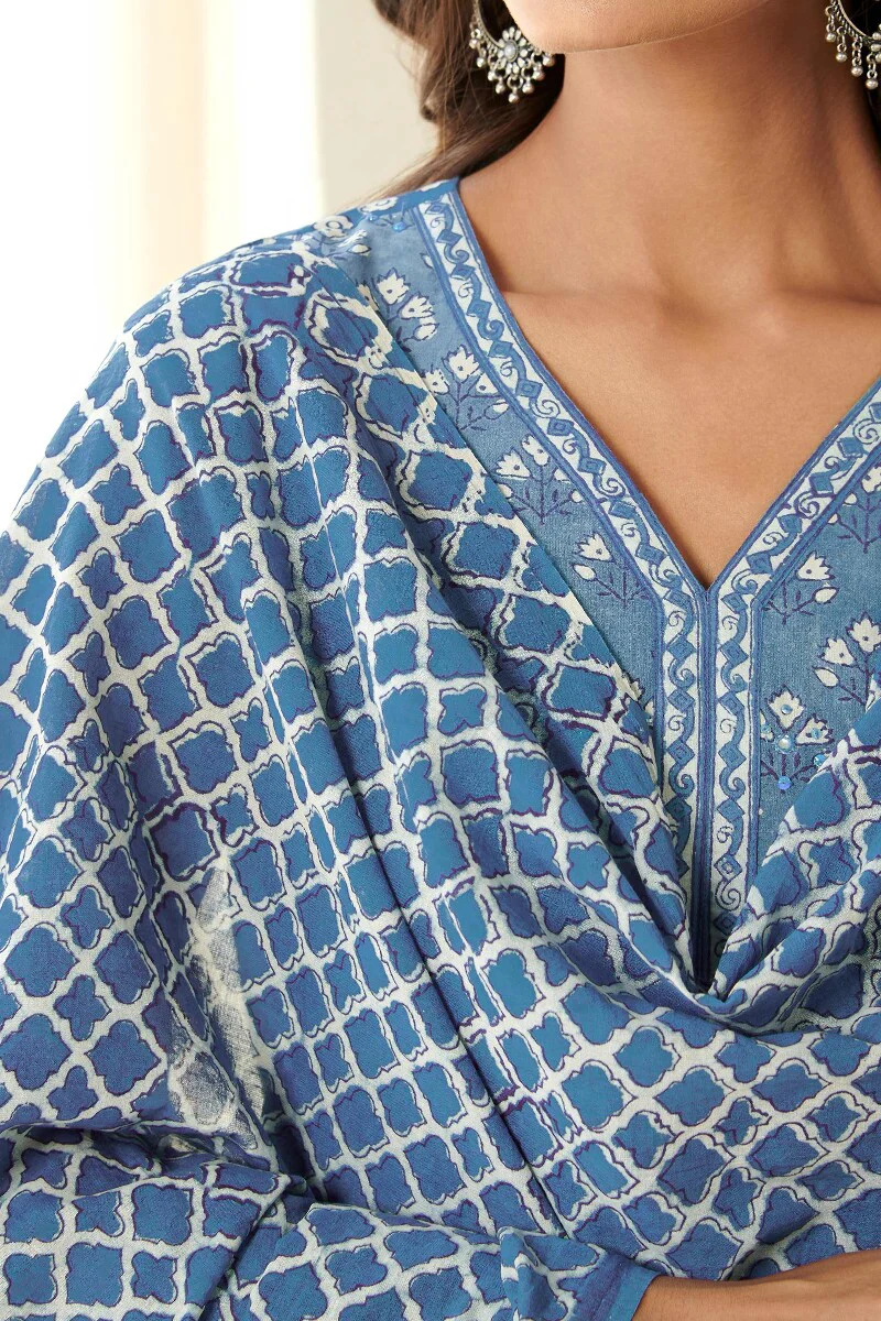 Sehra Heer Indigo Dupatta - Image 2