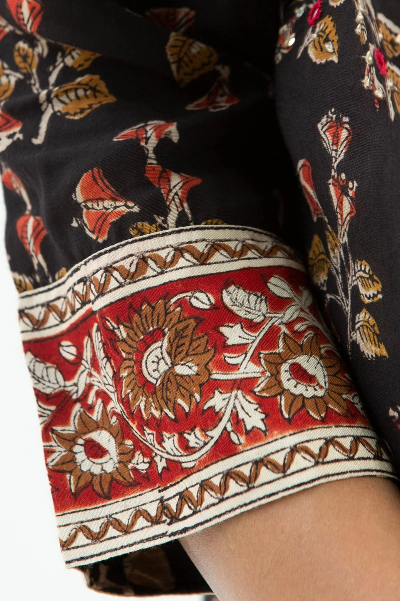 Sehra Kashaf Bagru Kurta - Image 4