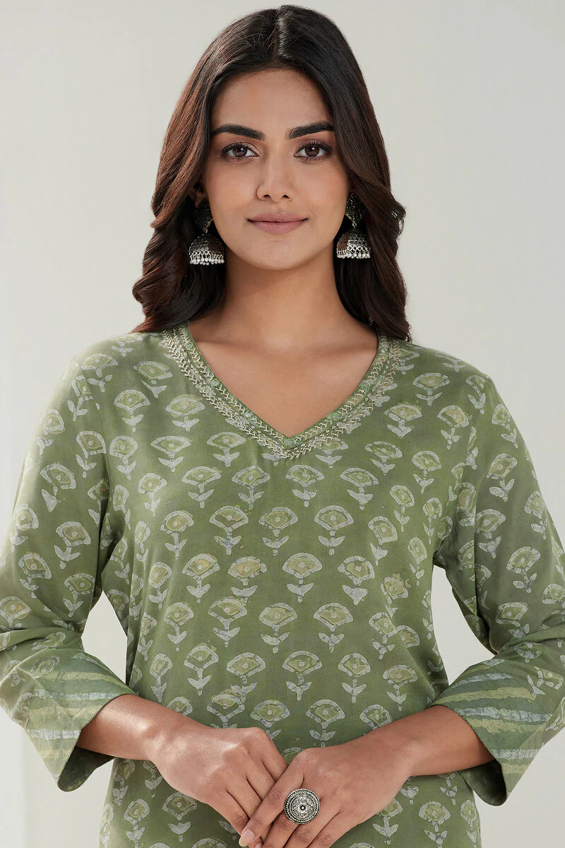 Sehra Kiara Dabu Kurta