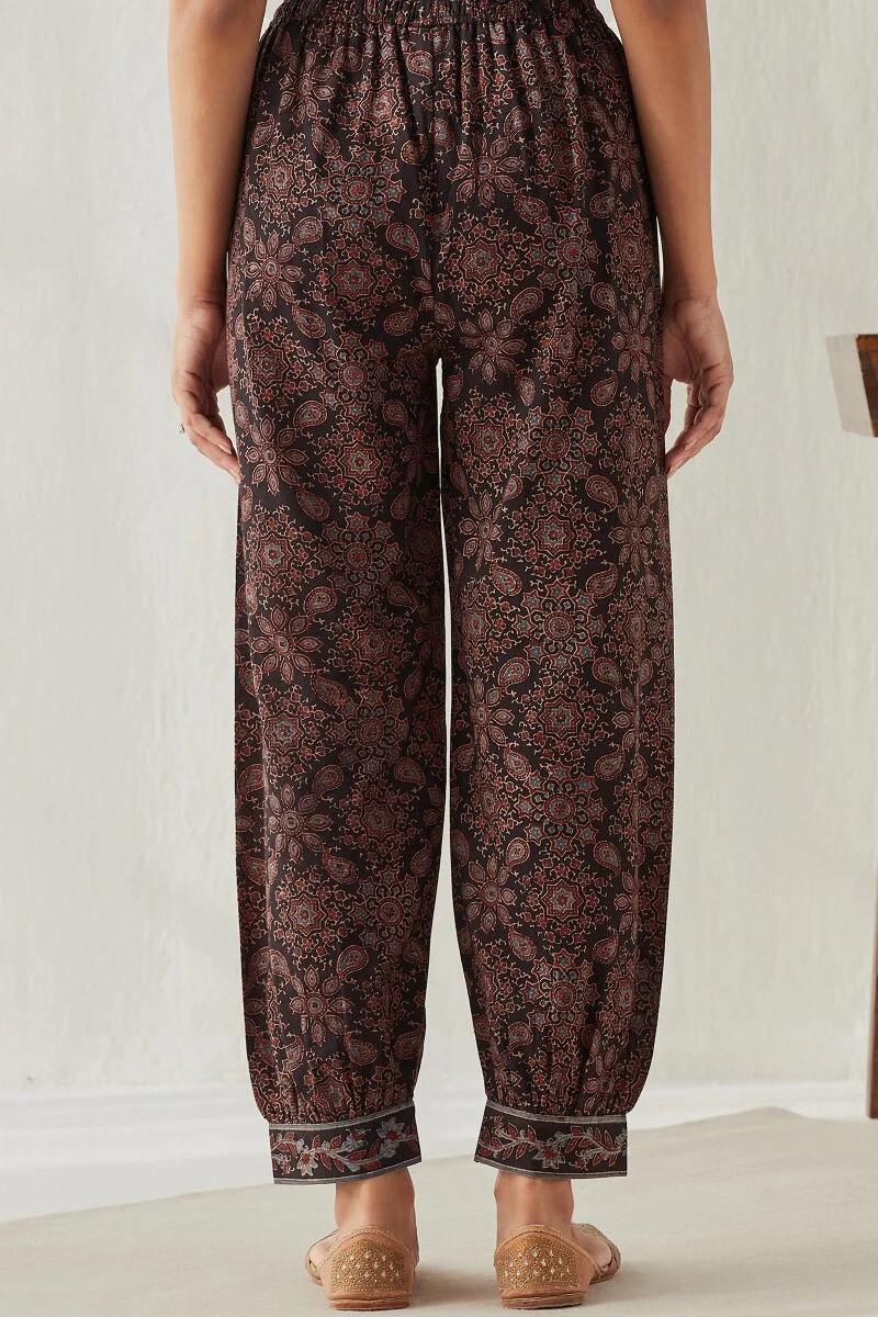 Sehra Maheen Ajrak Izhaar Pants - Image 5