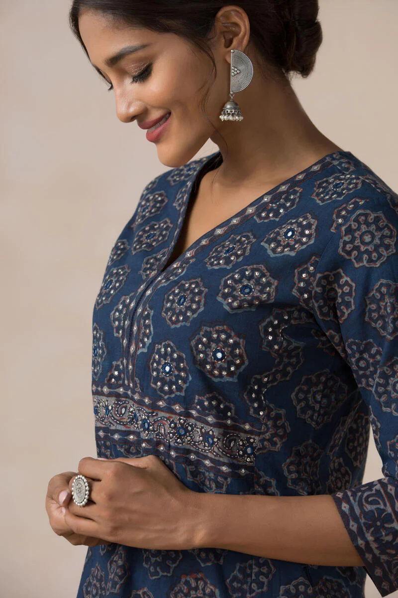 Sehra Maheen Kurta - Image 4