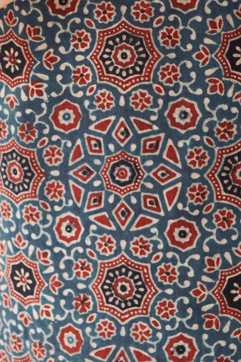 Sehra Mahek Ajrak Kurta - Image 6