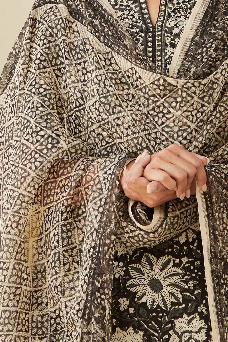 Sehra Mahira Bagru Kota Dupatta - Image 4
