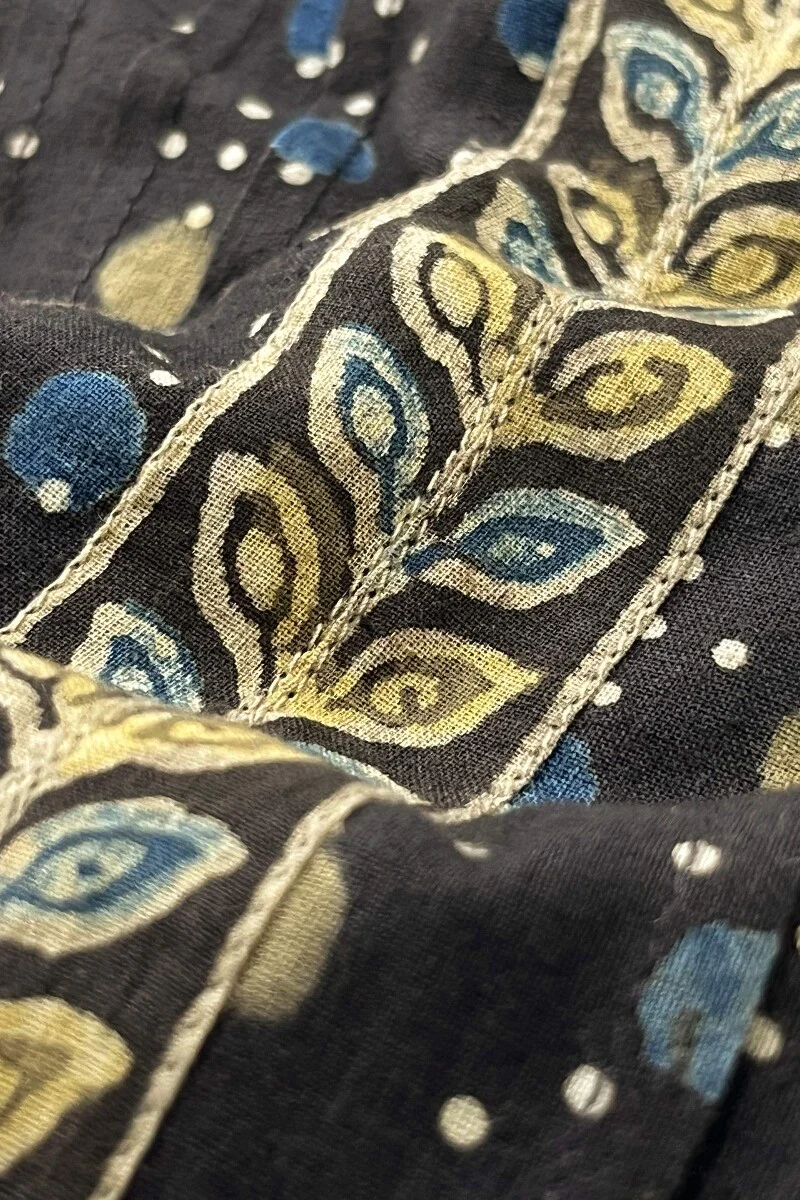 Sehra Mahnoor Ajrak Kurta - Image 5
