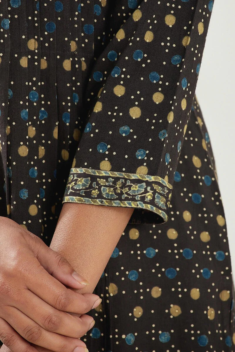 Sehra Mahnoor Ajrak Kurta - Image 4